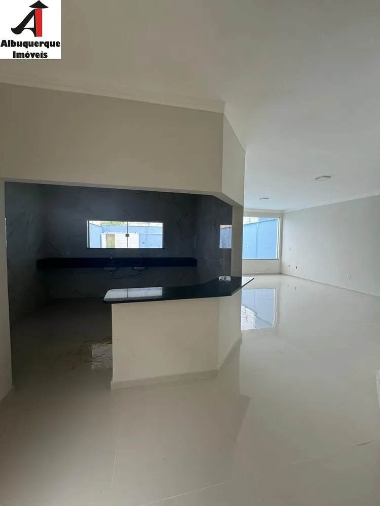 Casa, 3 quartos, 180 m² - Foto 2