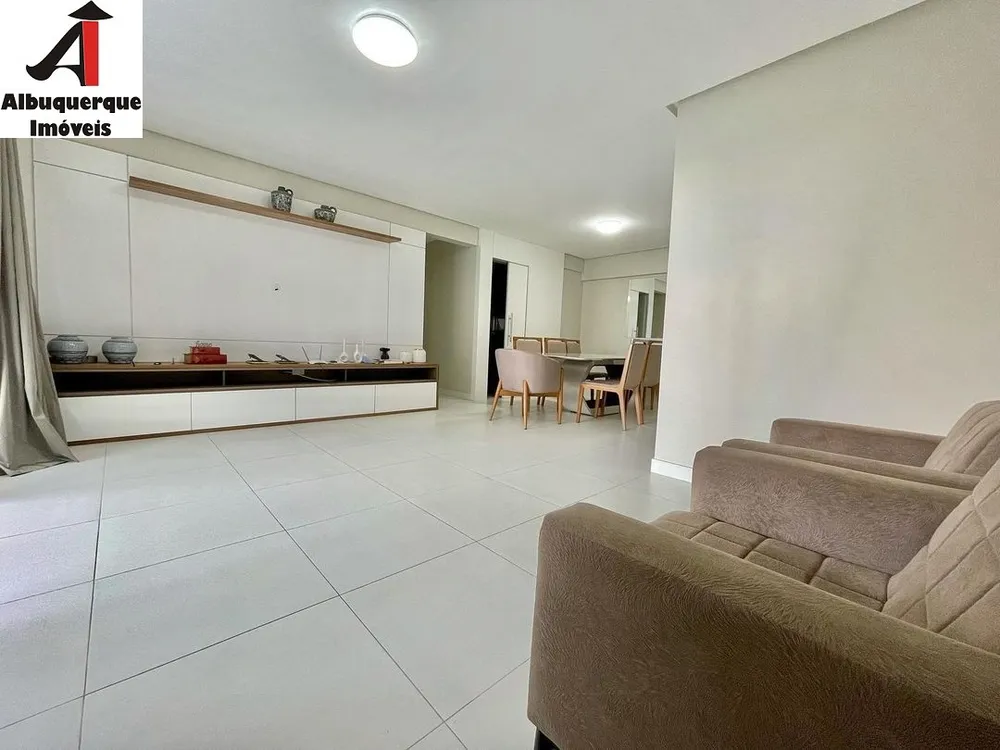 Apartamento, 3 quartos, 136 m² - Foto 2