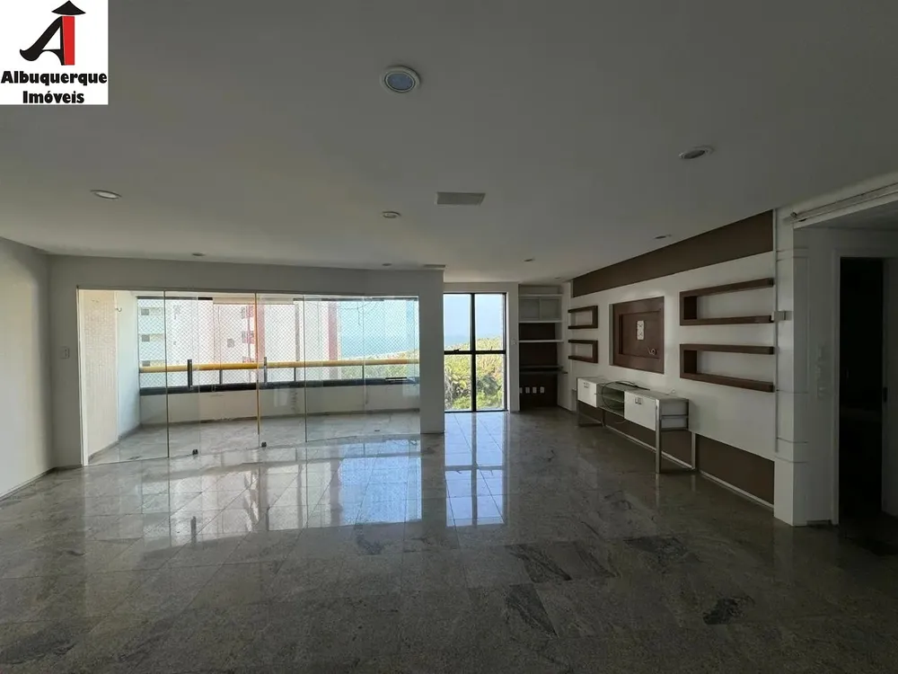 Apartamento, 3 quartos, 180 m² - Foto 1
