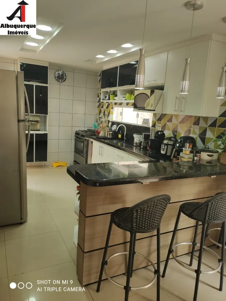 Casa, 5 quartos, 300 m² - Foto 8