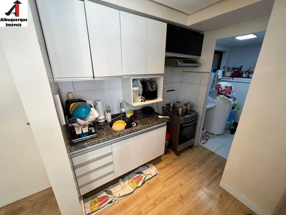 Apartamento à venda com 2 quartos, 56m² - Foto 2
