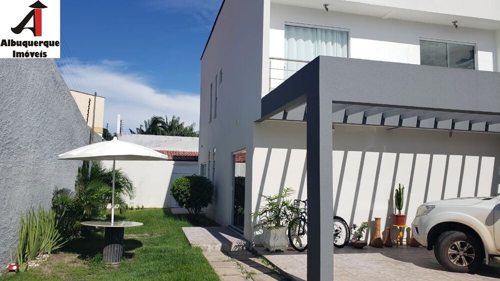 Casa, 3 quartos, 375 m² - Foto 1