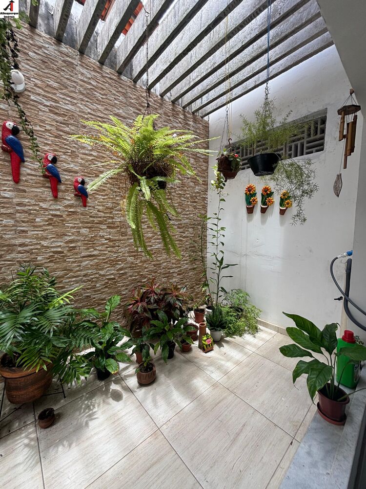 Casa, 3 quartos - Foto 1