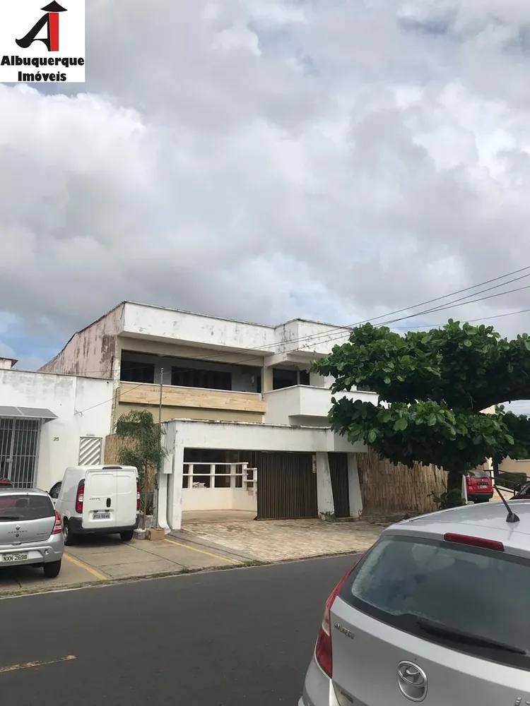 Casa, 4 quartos, 600 m² - Foto 1