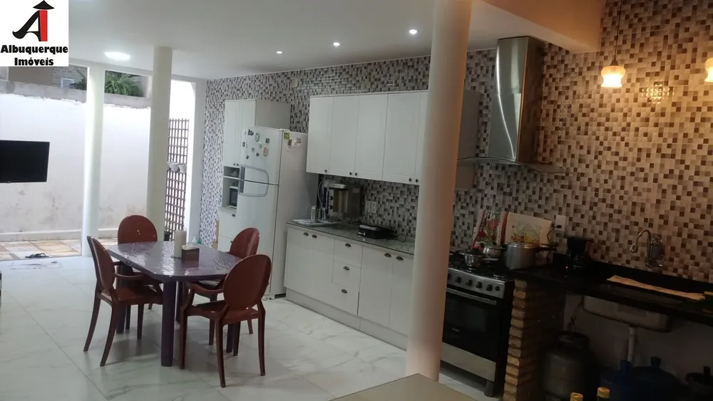 Casa, 4 quartos, 200 m² - Foto 3