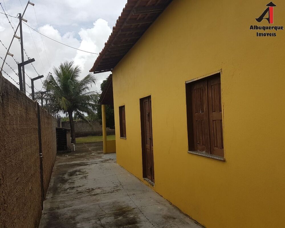 Sítio, 4 quartos, 1818 m² - Foto 2