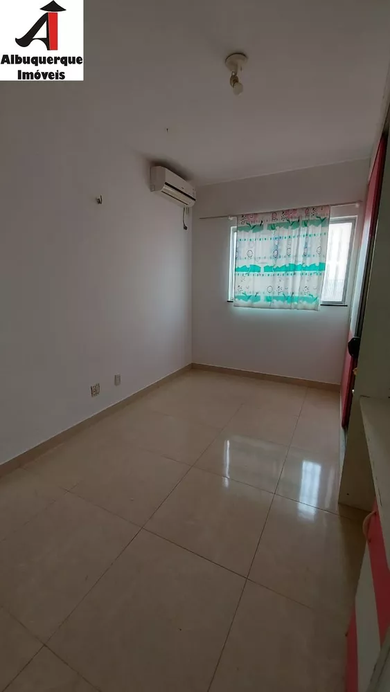 Casa à venda com 3 quartos, 275m² - Foto 3