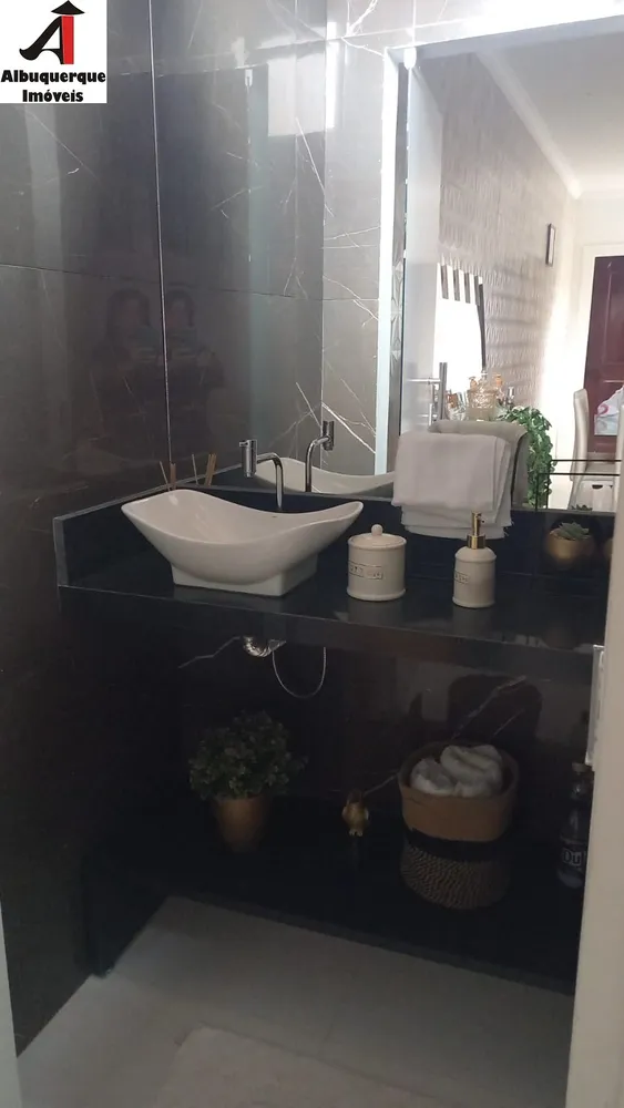 Casa, 3 quartos, 200 m² - Foto 9
