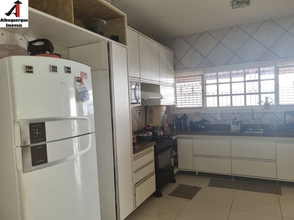 Casa, 4 quartos - Foto 4