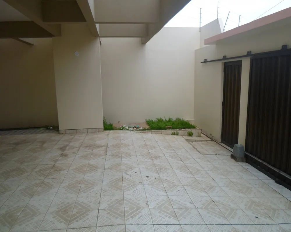 Casa, 5 quartos, 268 m² - Foto 1