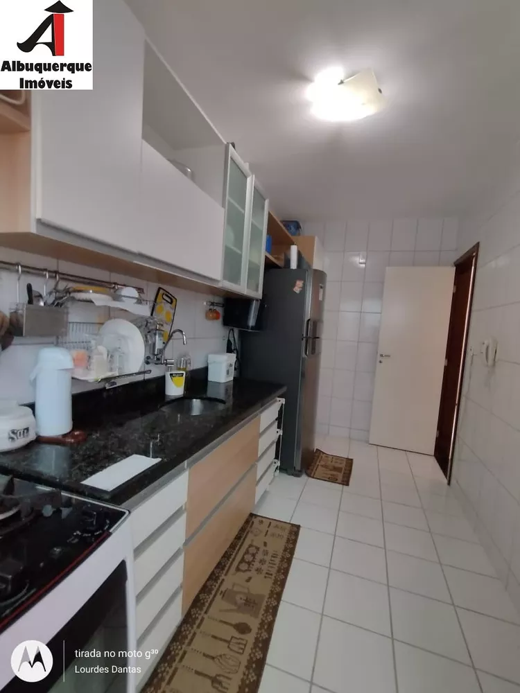 Casa à venda com 3 quartos, 200m² - Foto 7