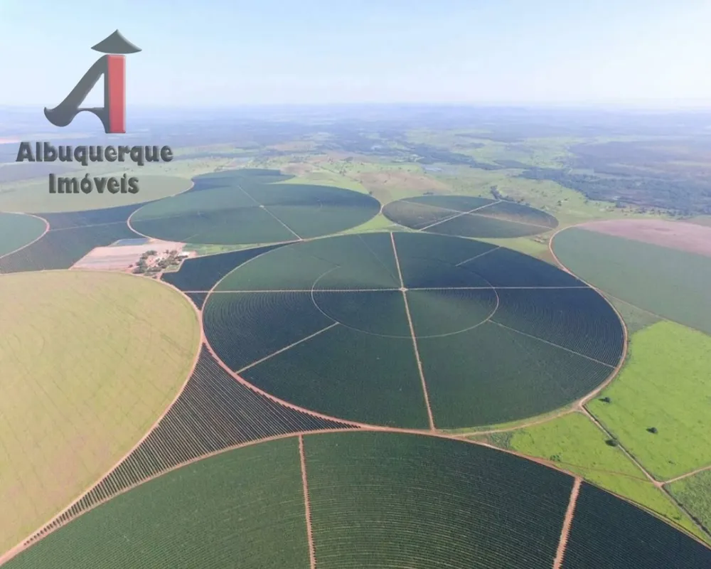 Fazenda, 2200 m² - Foto 1