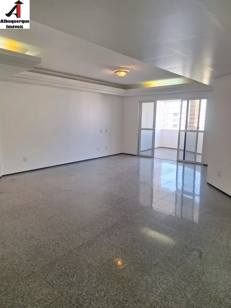 Apartamento à venda com 4 quartos, 186m² - Foto 3