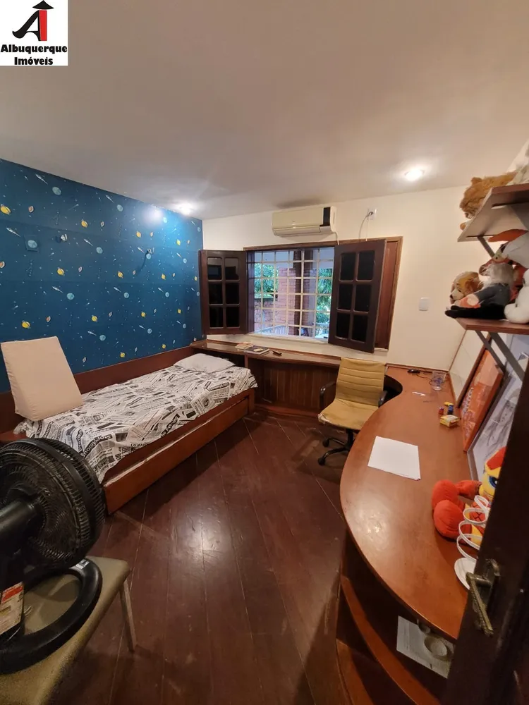 Casa, 4 quartos, 190 m² - Foto 5