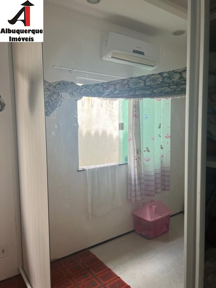 Casa, 2 quartos, 200 m² - Foto 1