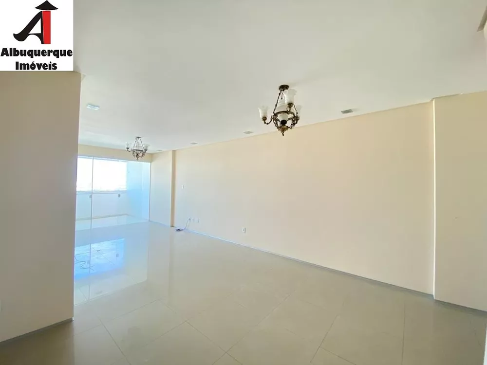 Apartamento à venda com 3 quartos, 172m² - Foto 1