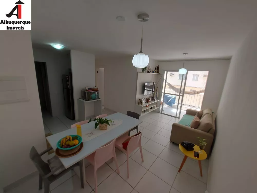 Apartamento à venda com 3 quartos, 74m² - Foto 2