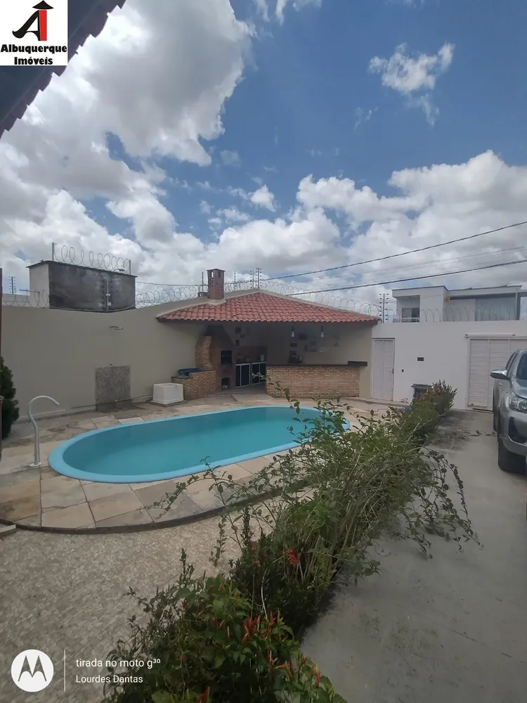 Casa, 3 quartos - Foto 1