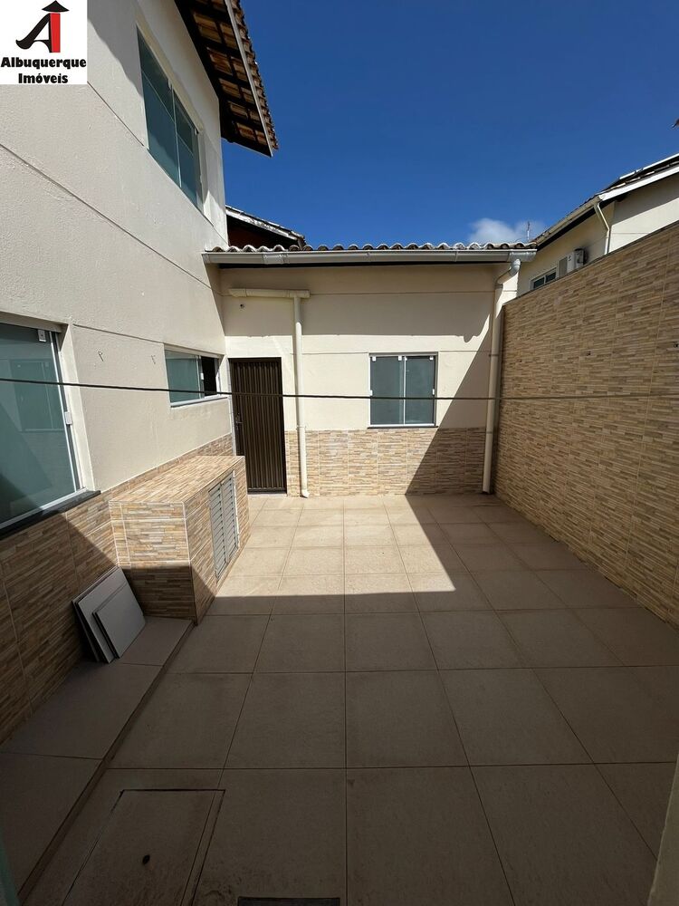 Casa à venda com 6 quartos - Foto 2