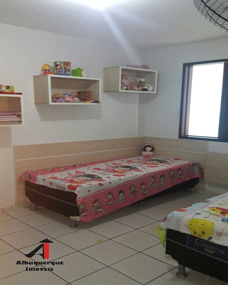 Casa, 2 quartos, 200 m² - Foto 2