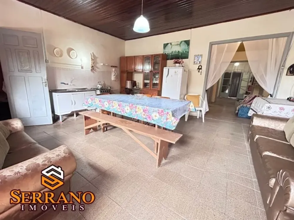Casa, 4 quartos, 221 m² - Foto 2