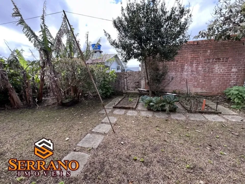 Casa, 4 quartos, 221 m² - Foto 1