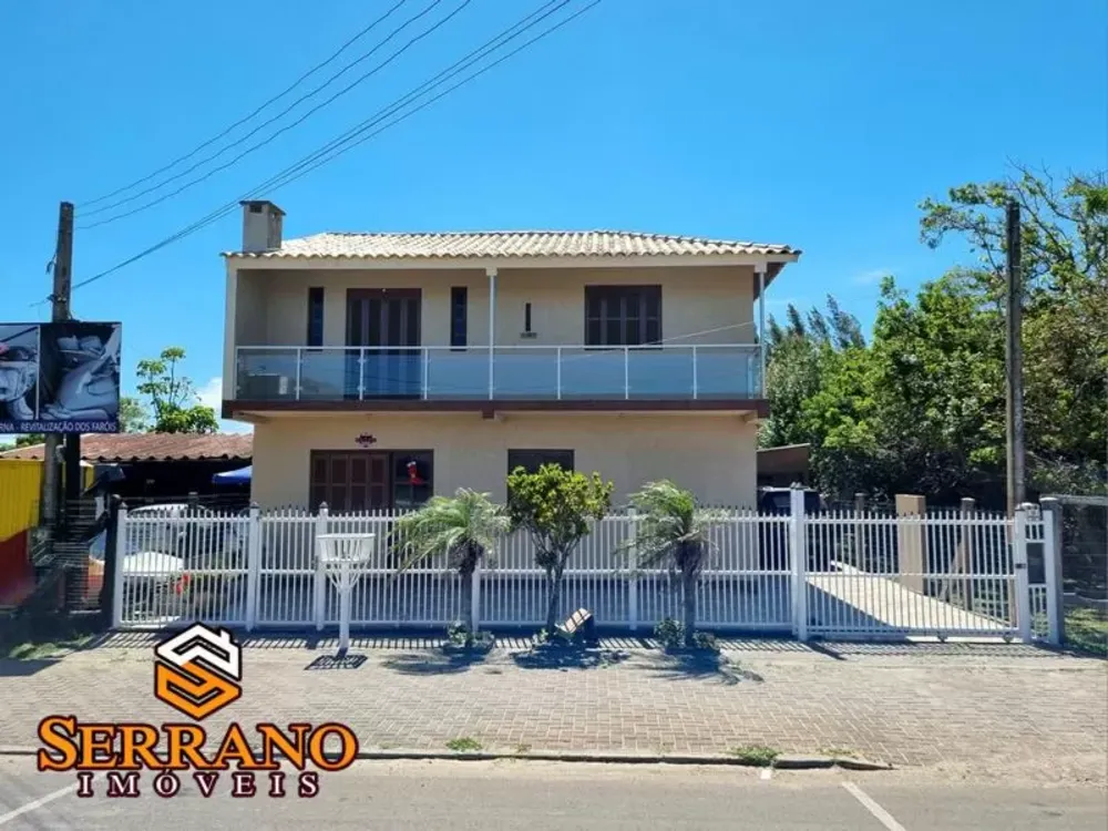 Casa, 4 quartos, 180 m² - Foto 1