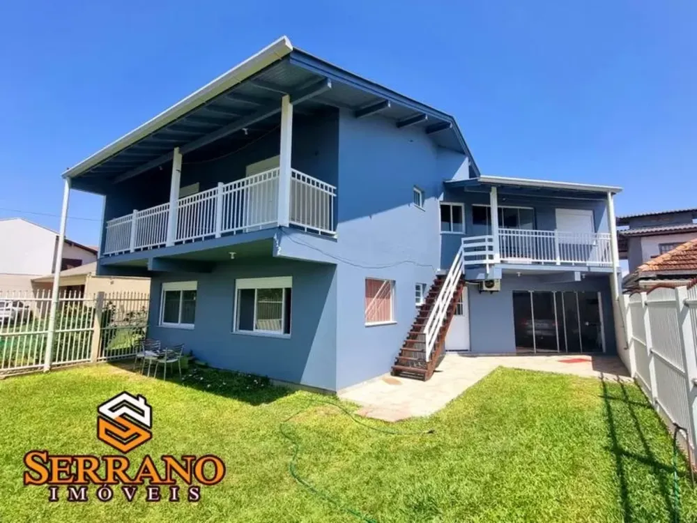 Casa, 6 quartos, 335 m² - Foto 1