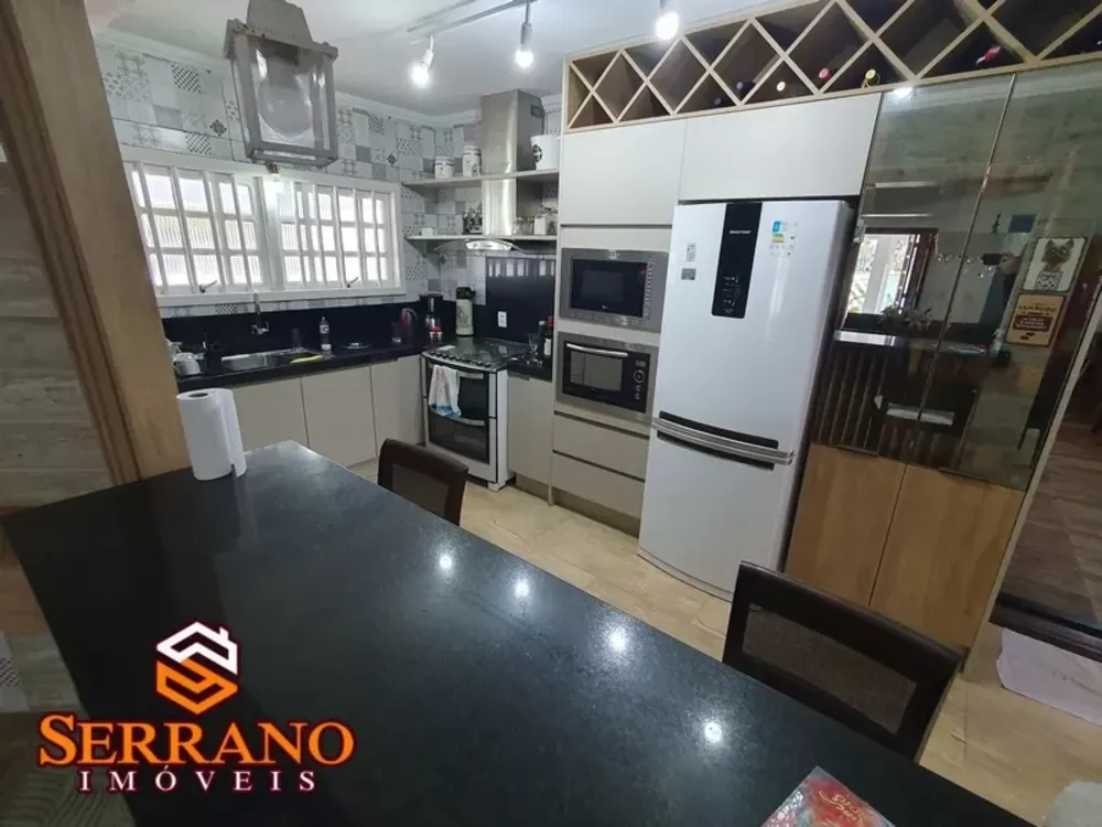 Casa, 4 quartos, 272 m² - Foto 6