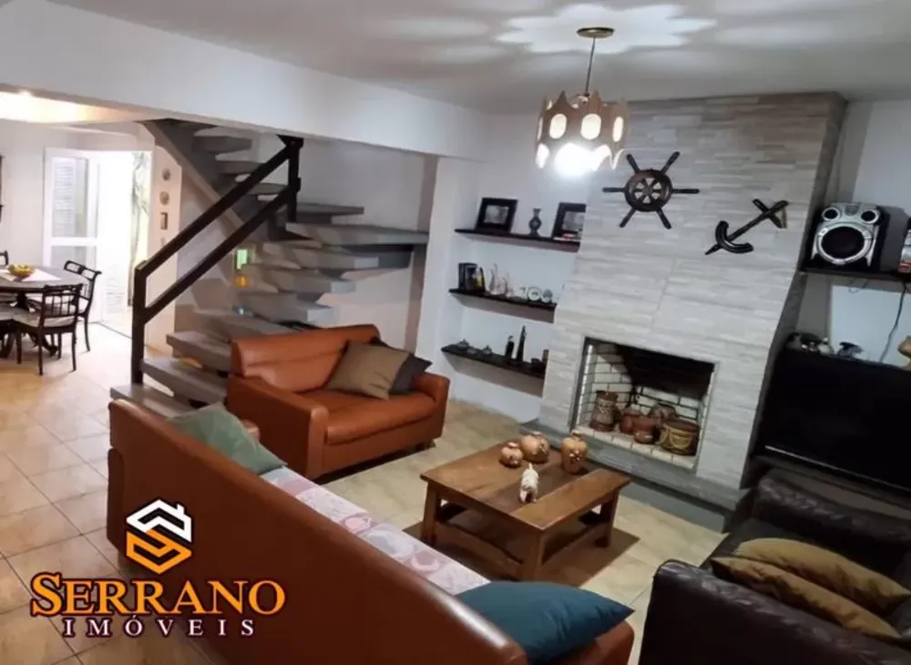 Casa, 3 quartos, 243 m² - Foto 4