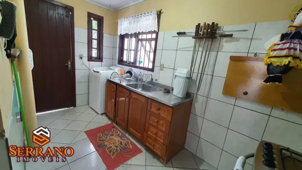 Casa, 6 quartos, 250 m² - Foto 4