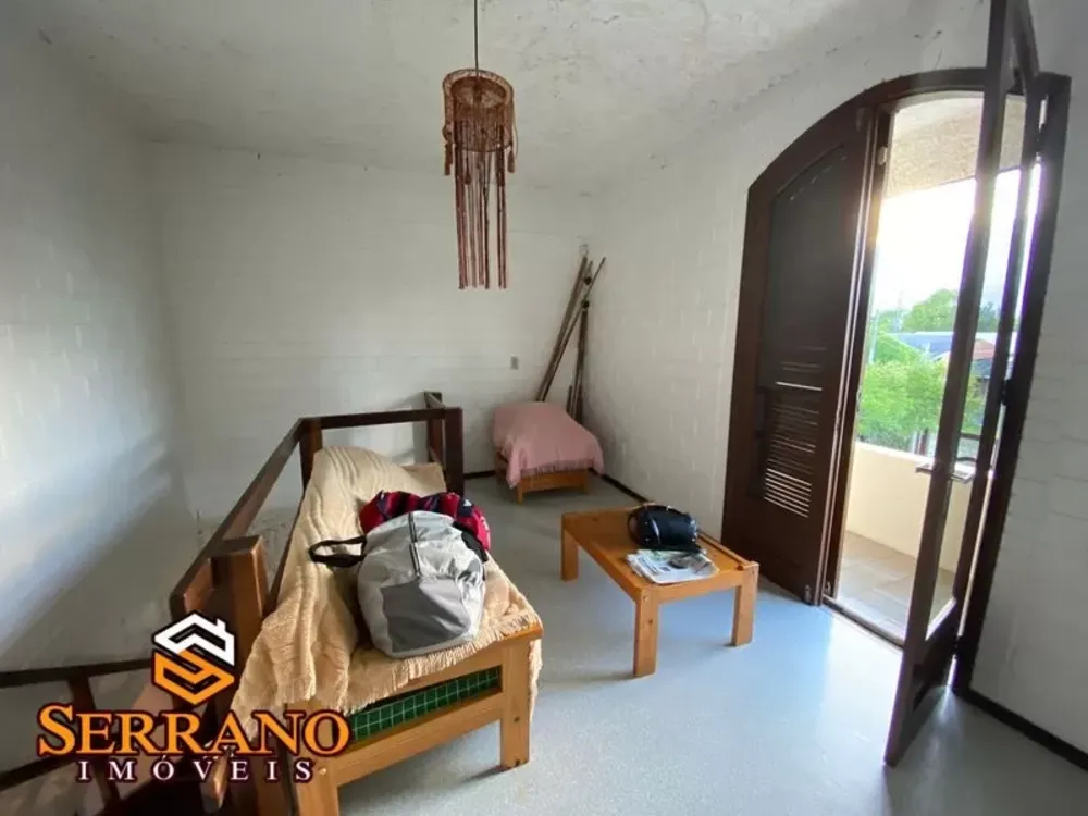 Casa, 3 quartos, 230 m² - Foto 1