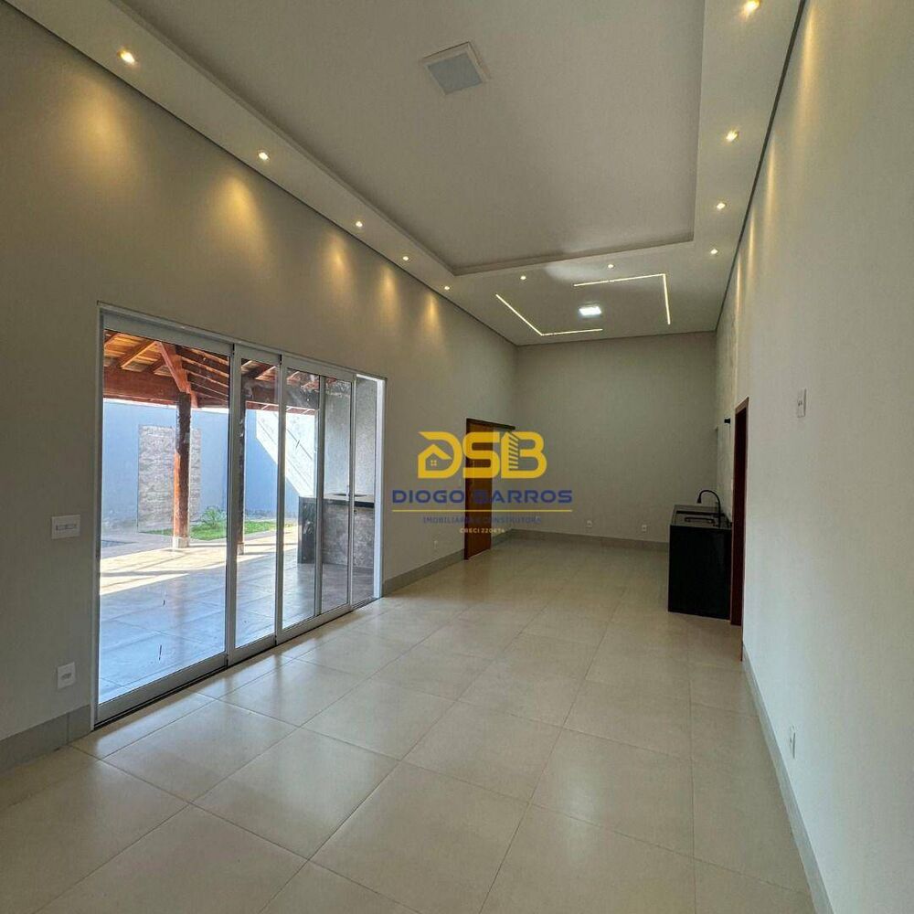 Casa à venda com 3 quartos, 160m² - Foto 1