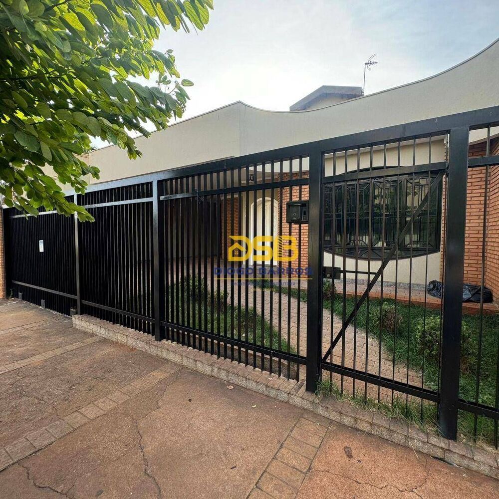 Casa, 3 quartos, 191 m² - Foto 2