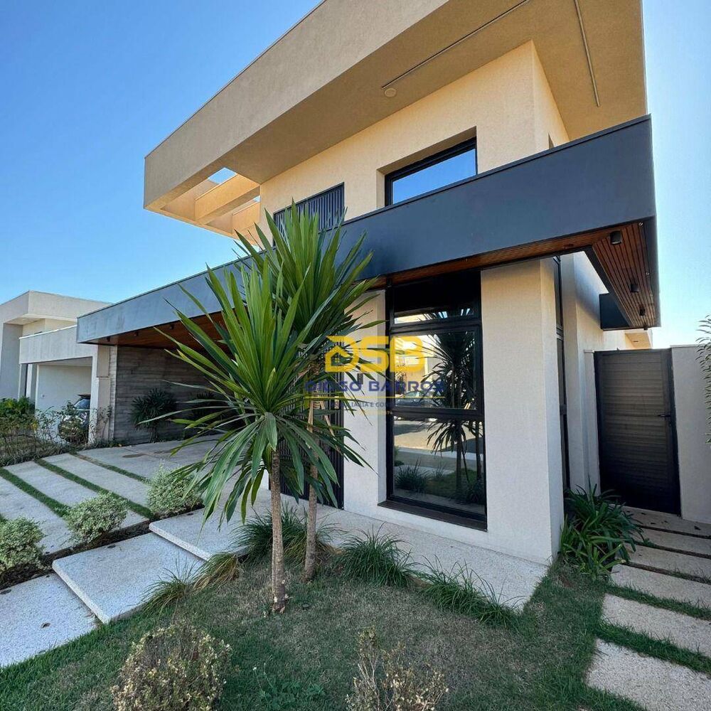 Casa à venda com 3 quartos, 172m² - Foto 1