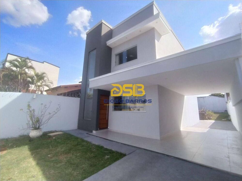 Casa à venda com 3 quartos, 140m² - Foto 1