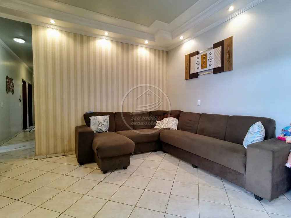 Casa, 3 quartos, 185 m² - Foto 2