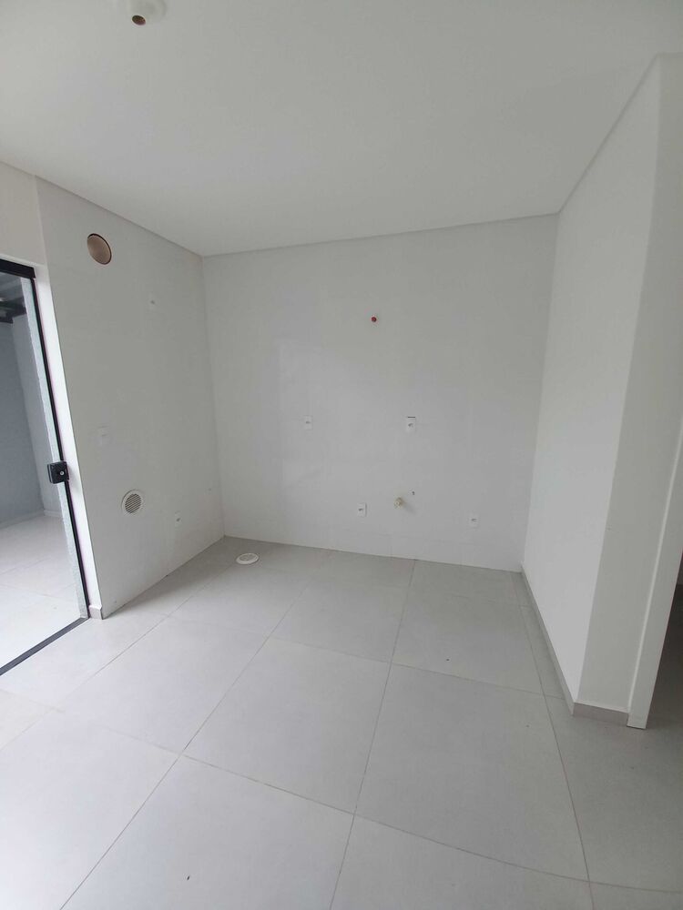 Sobrado à venda com 2 quartos, 70m² - Foto 4