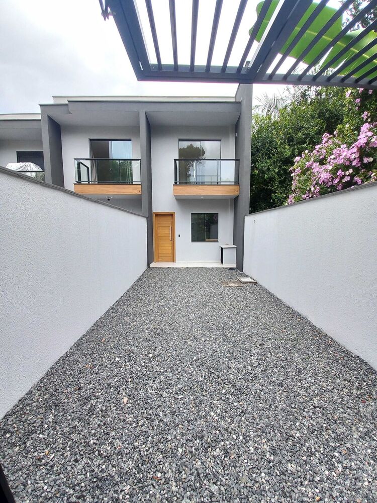 Sobrado à venda com 2 quartos, 70m² - Foto 1