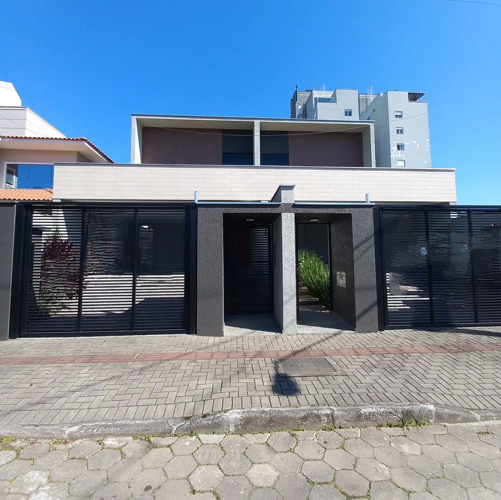 Sobrado, 4 quartos, 197 m² - Foto 1