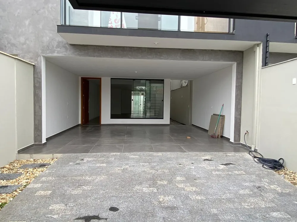 Sobrado, 3 quartos, 217 m² - Foto 3