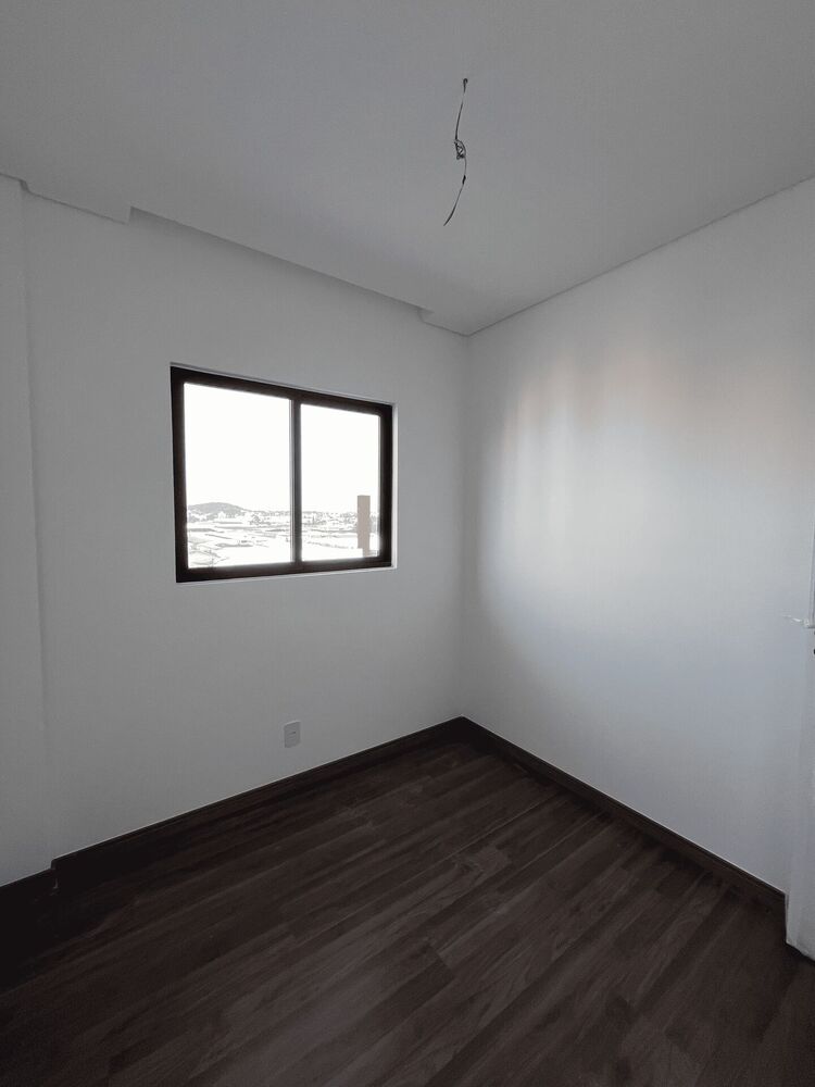 Apartamento à venda com 3 quartos, 79m² - Foto 11