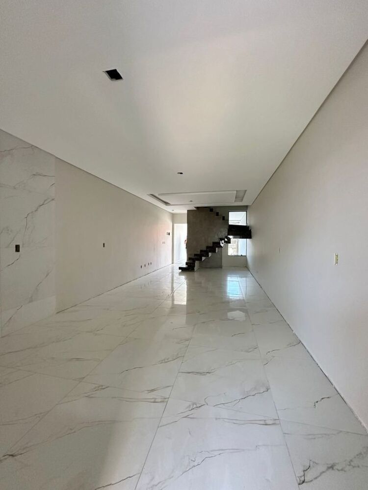 Sobrado à venda com 3 quartos, 130m² - Foto 4