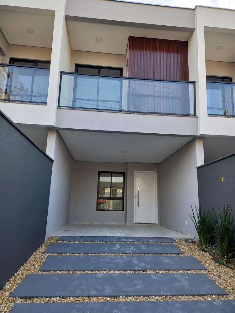 Sobrado, 3 quartos, 107 m² - Foto 2