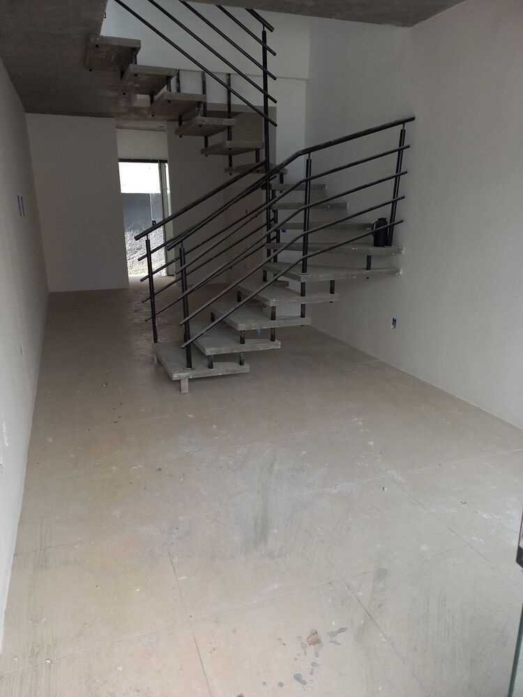 Sobrado à venda com 2 quartos, 67m² - Foto 2