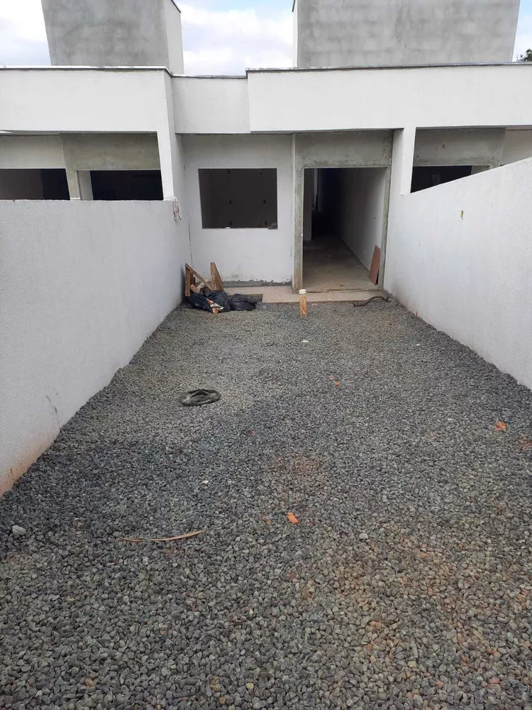 Sobrado à venda com 3 quartos, 64m² - Foto 3