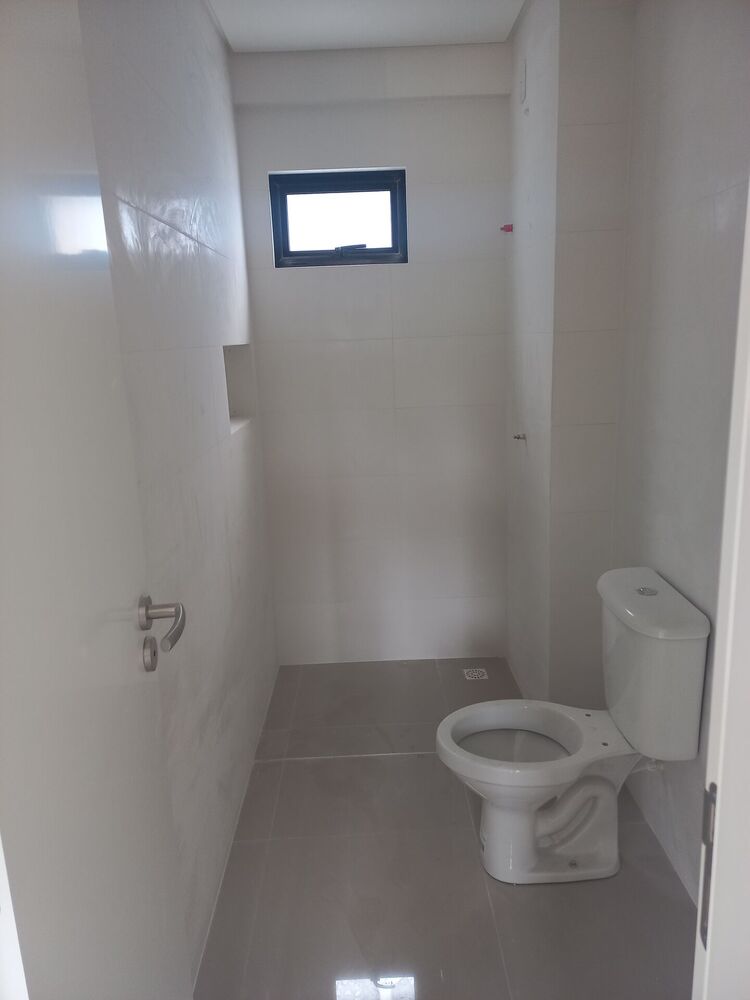 Apartamento à venda com 3 quartos, 92m² - Foto 2