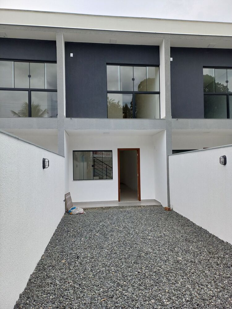 Sobrado à venda com 2 quartos, 93m² - Foto 1