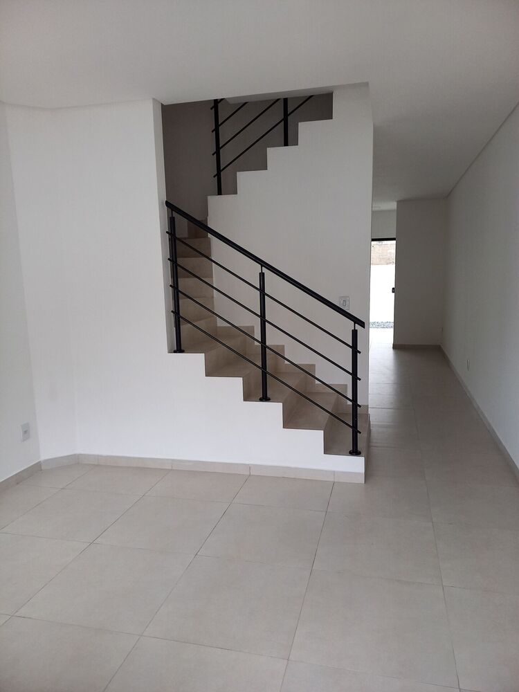 Sobrado à venda com 2 quartos, 93m² - Foto 2