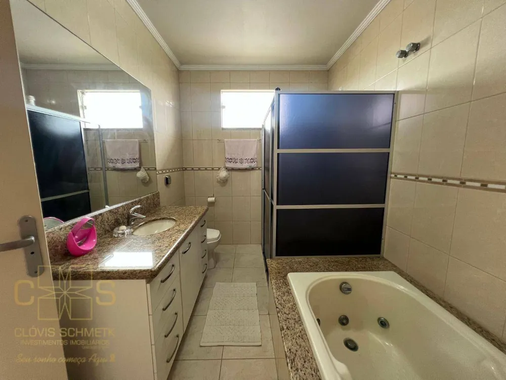 Sobrado, 4 quartos, 185 m² - Foto 2